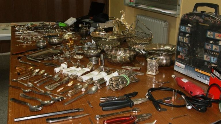 Furti nelle abitazioni: tutte le foto degli arrestati