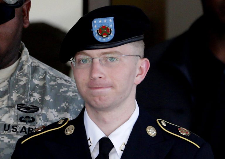 Wikileaks, Corte Marziale condanna Bradley Manning