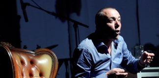 Federico Salvatore conquista Piazza Mercato