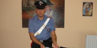 Armi e motorino rubato, arrestato 20enne insospettabile