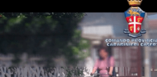 Falsi ciechi in giro in bici, video e foto