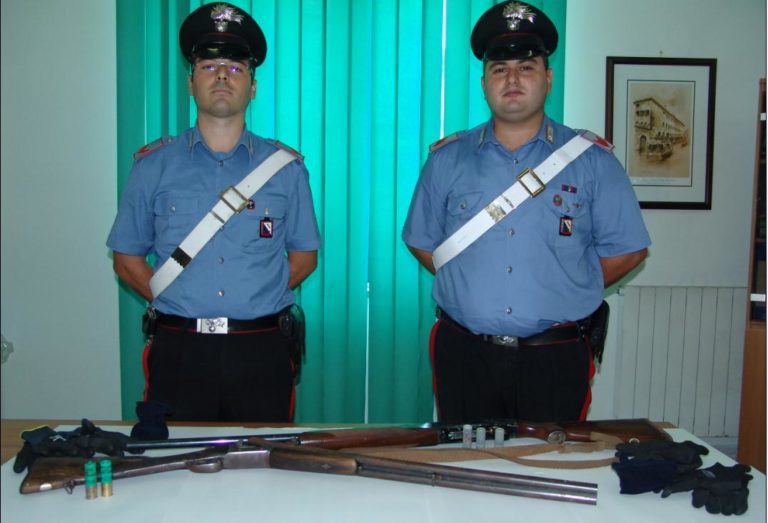Furti nelle abitazioni, ritrovate armi e auto
