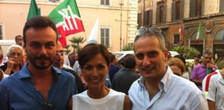 Pdl di Mondragone a Roma a sostegno di Berlusconi