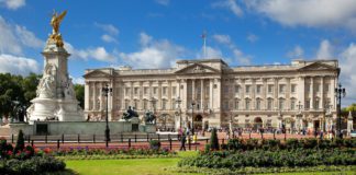 Gb: rofforzati controlli a Buckingham Palace