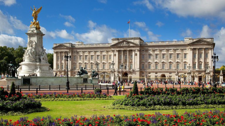 Gb: rofforzati controlli a Buckingham Palace