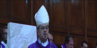 Funerali Farina, l’omelia del cardinale Sepe: pensava sempre alla sua gente (Video)