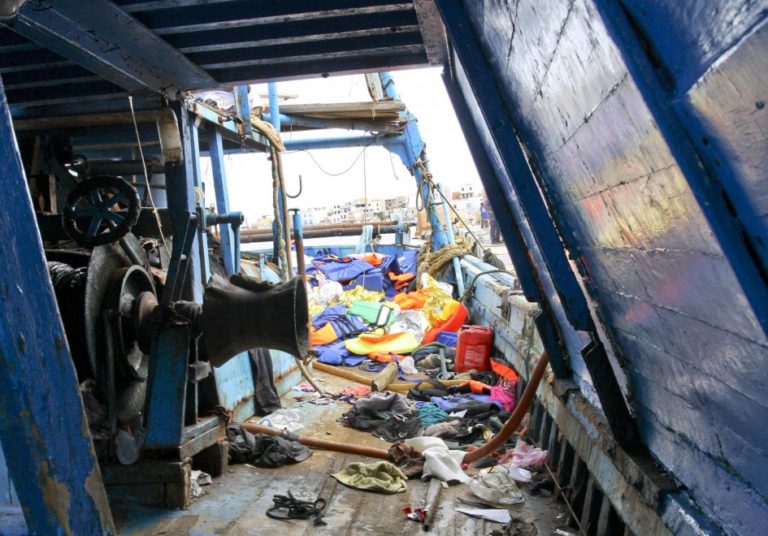 Sbarco a Lampedusa: si temono 200 morti, anche donne e bimbi