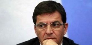 Cosentino giunto a Caserta, sconterà domiciliari a casa sua