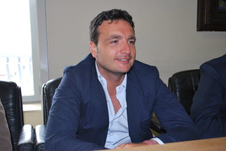 Movida, da P. Galluccio bordate a Sagliocco: “Un despota, il gruppo di lavoro è antidemocratico”