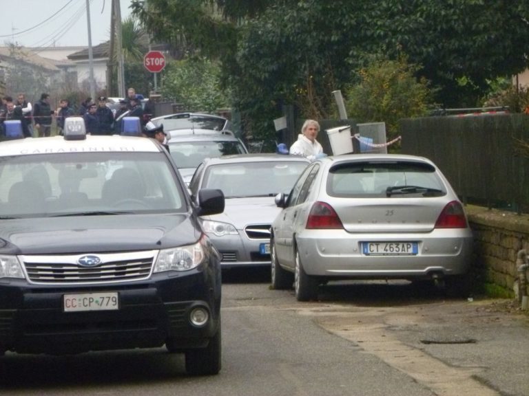 Baia e Latina: agguato nei pressi delle case popolari, ucciso esponente clan Casalesi (FOTO)