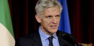 Teatro San Carlo: il ministro Bray invia commissario e tira le orecchie a De Magistris