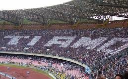 Napoli, lo sceicco fa di nuovo rumore su Twitter: “La ciliegina sul calcio italiano”