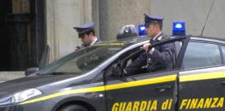 Scoperto un diplomificio in Irpinia, tre arresti e 49 indagati