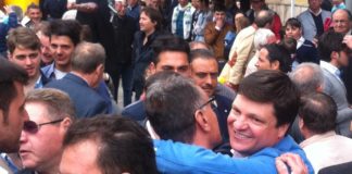 Casapesenna, bagno di folla per Marcello De Rosa: legalità nostra bandiera VIDEO