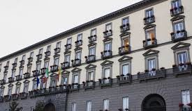 Sì della giunta, bandito concorso per 72 posti da dirigente al Comune di Napoli