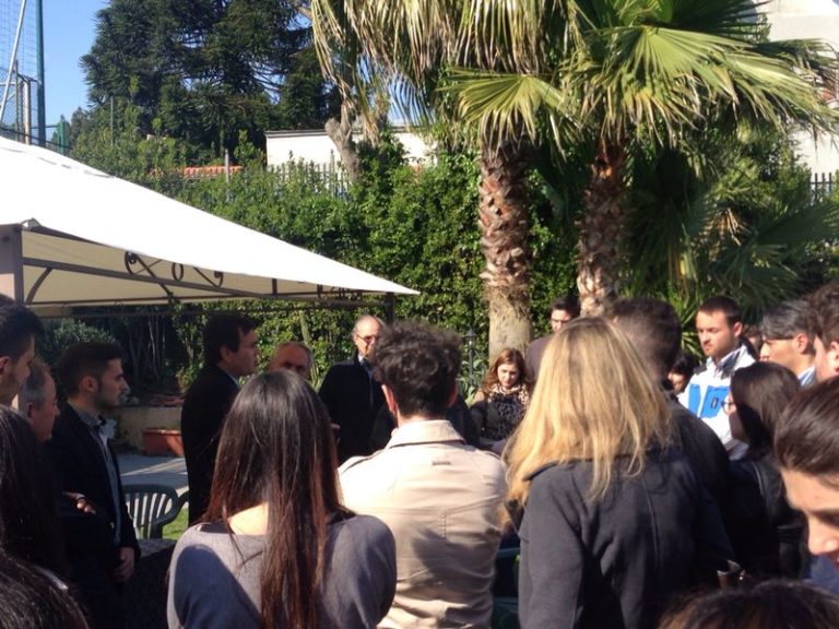 Europee: Patriciello a Napoli incontra gli universitari