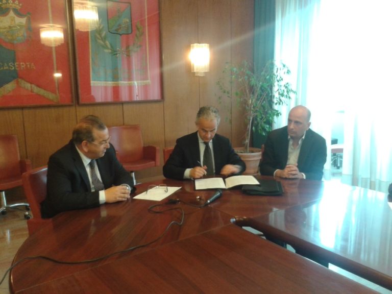 Comune e Casertana firmano protocollo per lo stadio Pinto