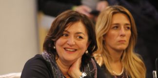 Torre del Greco, rischio compravendita voti: Raia dai carabinieri