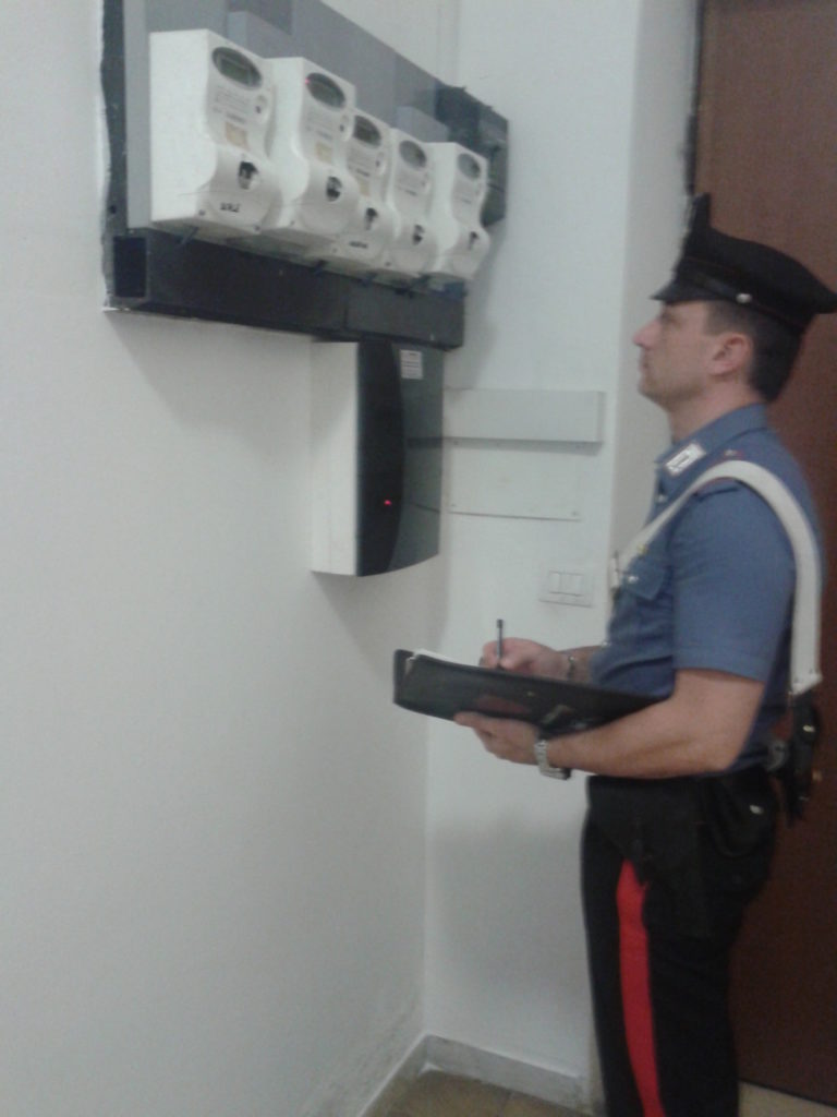 San Giuseppe Vesuviano, ruba la corrente per il suo bar: arrestata 48enne