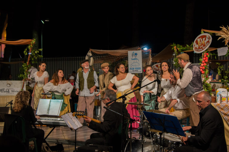 Casagiove: centinaia di persone per ‘Gli ori di Napoli’