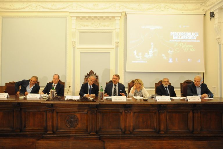 Ritornano i “Percorsi di luce” alla Reggia di Caserta, De Simone: investiamo per rilancio territorio