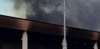 Inferno in Zona Asi Teverola Carinaro, in fiamme azienda FOTOGALLERY