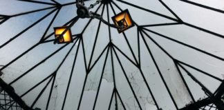 Aversa: Cassa Armonica, copertura in vetro pericolosa: area interdetta