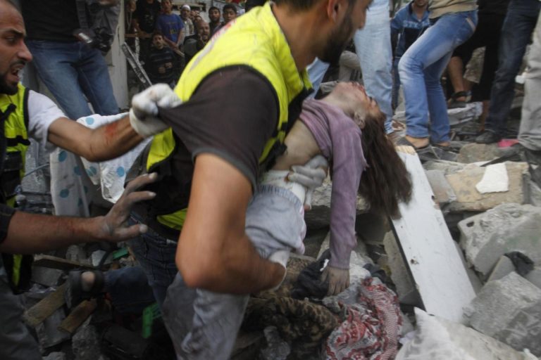 Scoperta nuova rete di spie israeliane contro l’Iran. Altri 13 morti a Beirut, sale a 100mila il numero dei feriti a Gaza