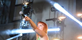 In tremila a San Leucio per il il pop di Noemi