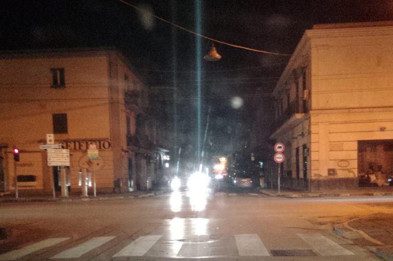 Aversa: anche via Diaz lasciata completamente al buio