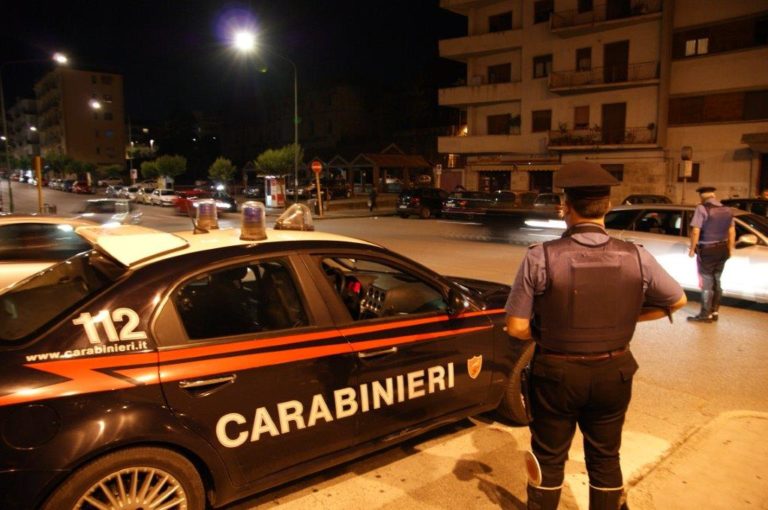 Benevento: “circuivano” i passanti, tre prostitute fermate dai carabinieri
