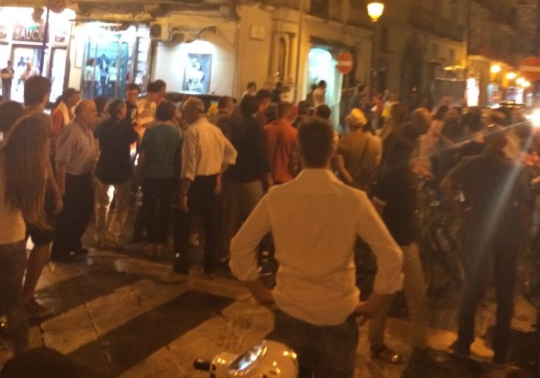 Aversa: auto investe ciclista,paura all’incrocio tra via Roma e Piazza Municipio