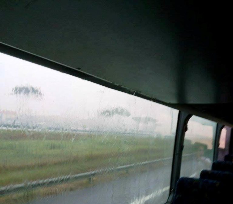 Napoli – Piedimonte da incubo per pendolari, piove all’interno del bus sostitutivo