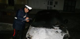 Mirabella Eclano: due auto in fiamme, indagano i carabinieri