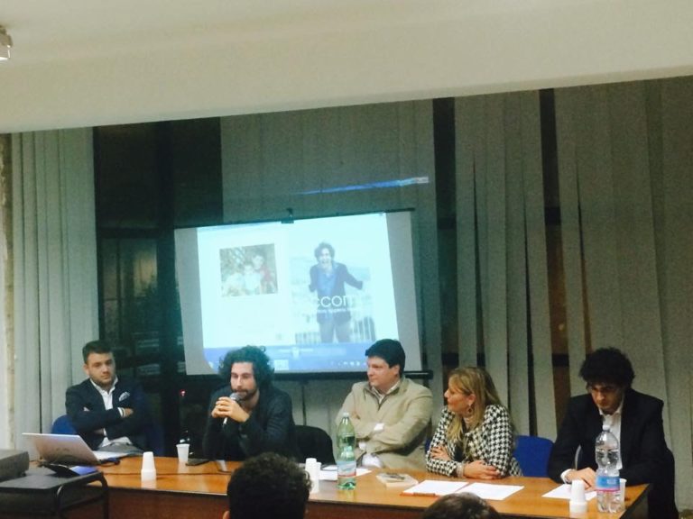 Casapesenna: successo per la presentazione di “Eccomi” di Simone Riccioni