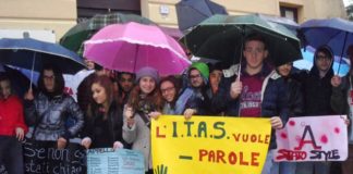 Piedimonte Matese: solo promesse per la sede dell’Agrario, esplode la protesta LE FOTO ESCLUSIVE