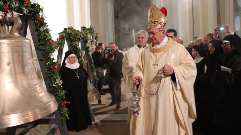Aversa: comunità dell’Abbazia di San Lorenzo in festa, benedette le nuove campane FOTO E VIDEO