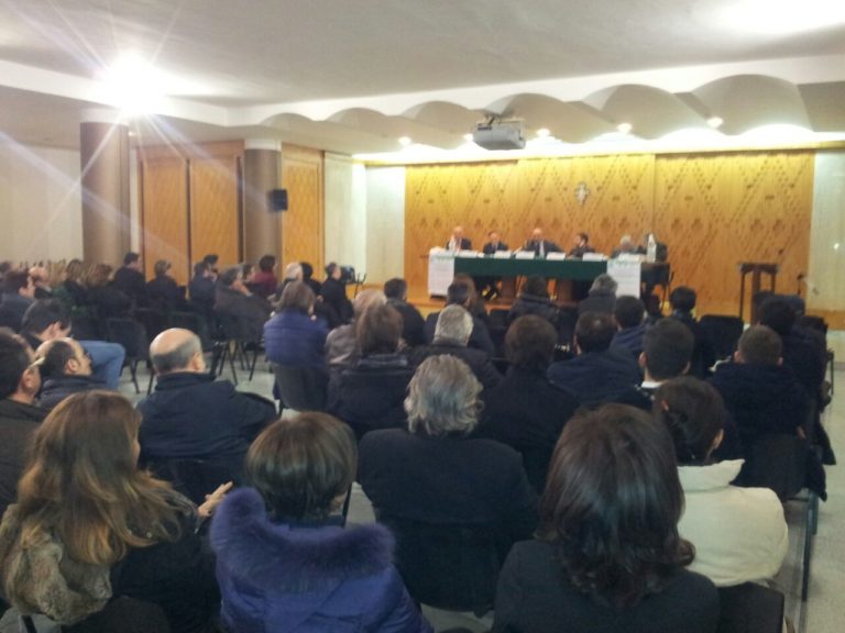 Aversa: organizzazione ufficio notifiche del tribunale, in 150 al convegno