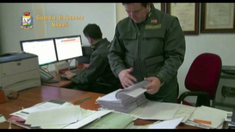 Trasferisce beni da società in fallimento, nei guai imprenditore nolano: sequestro da un milione