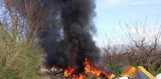 Maddaloni: incendiano rifiuti, due arresti in flagranza