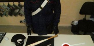 Montella: carabinieri sequestrano fucile, mazza da baseball e marjuana