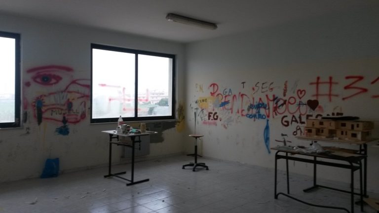 Santa Maria Capua Vetere: vandalizzato l’Isiss Nervi