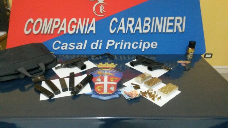 Villa Literno: mitragliette e munizioni in casa, arrestato figlio affiliato ai Tavoletta