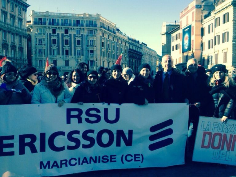 Vertenza Ericsson, il governo con i lavoratori: il sottosegretario incontrerà le due aziende