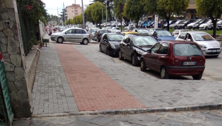 Aversa, nuovo asfalto in via Di Jasi entro dieci giorni