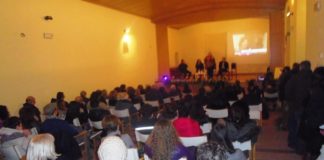 Piedimonte Matese: sala gremita per la figlia del “Che”, Cuba al centro del dibattito