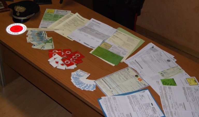 Serino: banconote e false polizze, smascherato falso agente