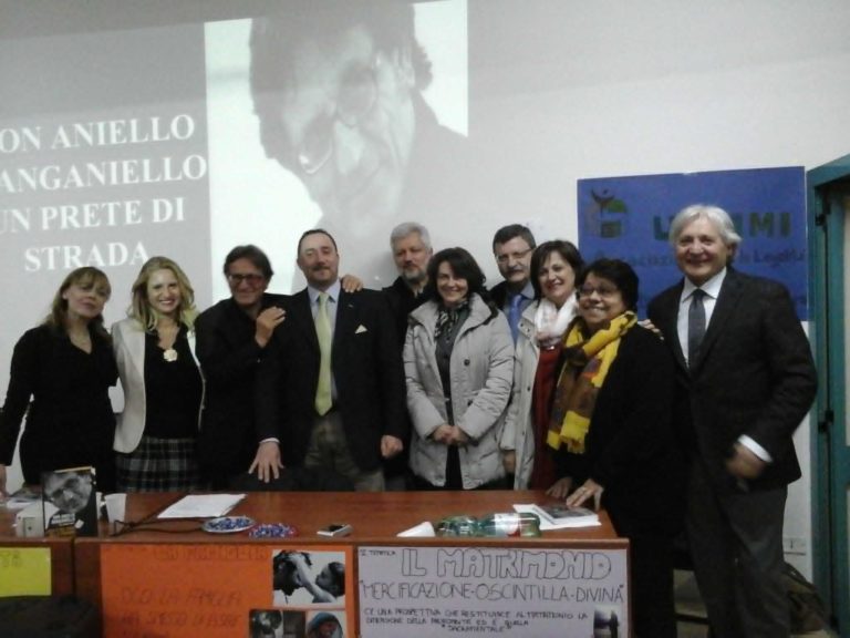 Caserta: Don Manganiello incontra gli studenti del Terra di Lavoro