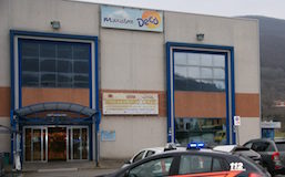 Monteforte Irpino: forzano porta e scassinano cassaforte al centro commerciale