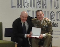 Caserta: Gianfranco Paglia riceve il premio ” Io penso positivo”